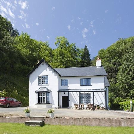 The Mount Villa Dulverton Exterior photo